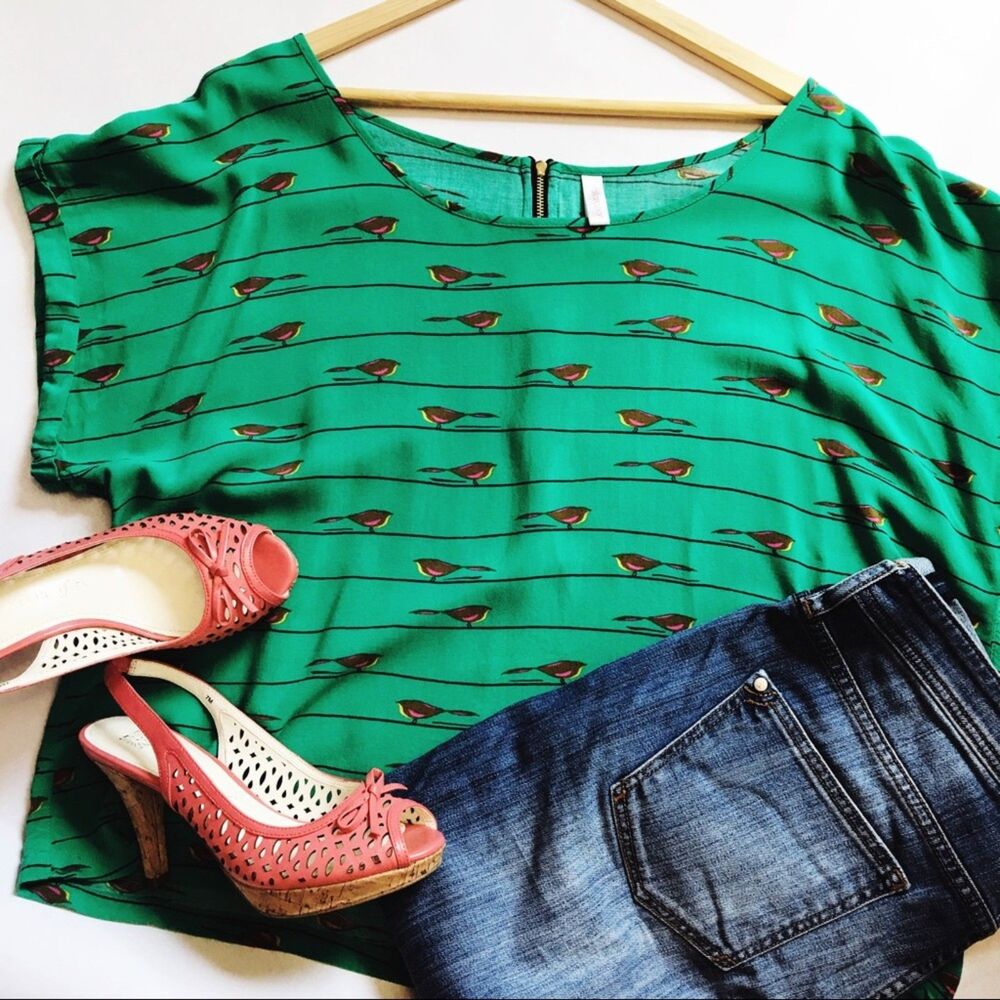 Xhilaration Bird on Wire Print Wide Neck Cropped Blouse XL Cute Spring Top